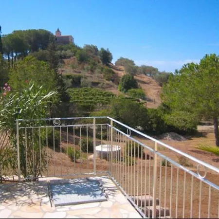 Aia - Goelba Villa