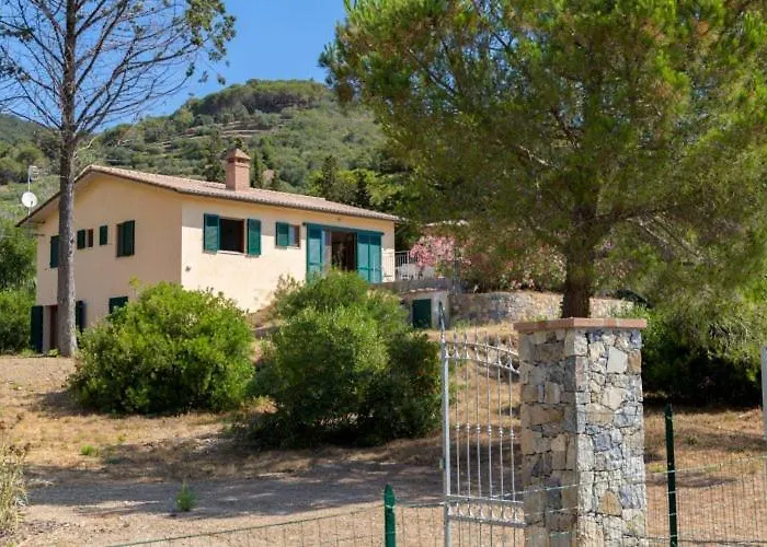 ヴィラ Aia - Goelba