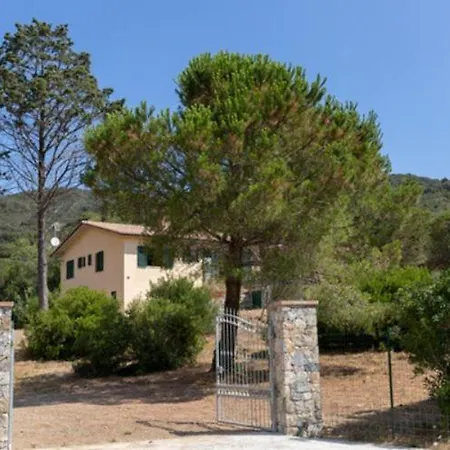 Villa Aia - Goelba Lacona