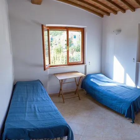 Aia - Goelba Villa Lacona